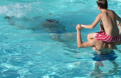 Chambonas Apartment | Lovely apartment for 5 guests with WIFI, pool, TV, terrace and pets allowed