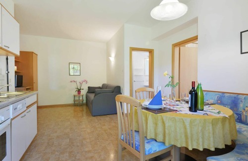 Andriano Apartment | Lovely apartment for 4 guests with WIFI, pool, TV and patio