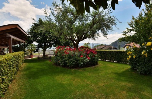 Andriano Apartment | Lovely apartment for 5 guests with WIFI, pool, TV and patio