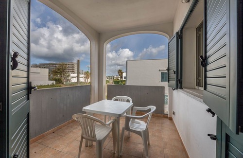 Rivabella Apartment | Lovely apartment for 6 people with A/C, TV, balcony, pets allowed and panoramic view