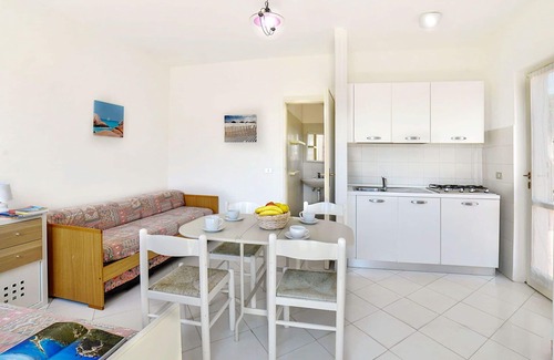 Morcone Apartment | Lovely apartment for 2 guests with WIFI, terrace, pets allowed and parking