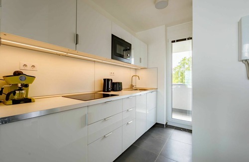 Balatonszemes Apartment | Lovely apartment for 6 guests with WIFI, pool, A/C, TV, terrace and pets allowed