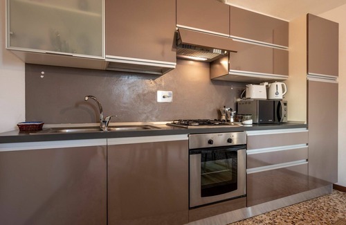 Cortazzone House | Lovely apartment in villa for 3 guests with pool, terrace and pets allowed