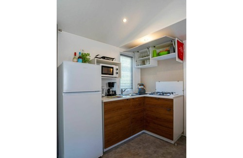 Il Monte House | Lovely apartment in villa for 5 people with A/C, pool, terrace, pets allowed and parking