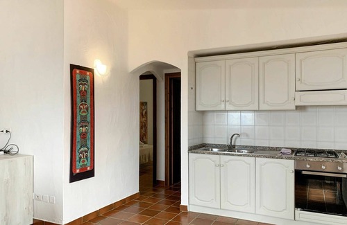 Sant'Elmo House | Lovely apartment in villa for 10 people with A/C, TV, terrace and pets allowed