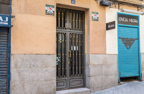 Golden Triangle of Art Apartment | Lovely Apartment in Lavapiés, Cozy and Central
