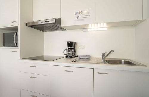 Klemskerke House | Lovely apartment in villa for 4 people with A/C, WIFI, TV, terrace and pets allowed