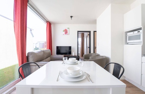 Bredene House | Lovely apartment in villa for 4 guests with A/C, WIFI, TV, terrace and pets allowed