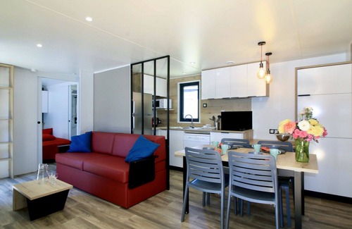 Ondres House | Lovely apartment in villa for 4 people with pool, WIFI, A/C, TV, terrace and pets allowed