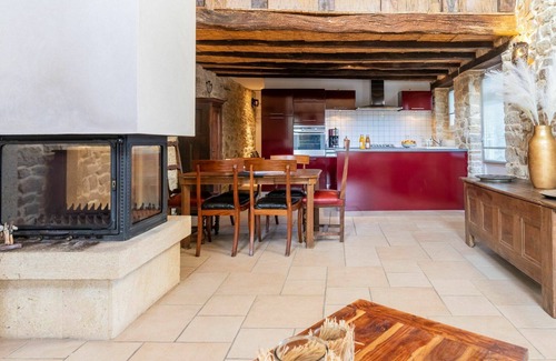 Caden Villa | Lovely apartment in villa for 12 people with WIFI, private pool, TV and terrace