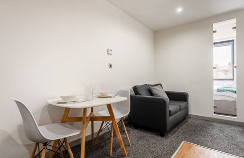 Halifax Apartment | Lovely Budget 1 Bed Apartment in Halifax Centre