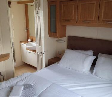Felixstowe Other | Lovely Caravan With Wifi & Decking At Felixstowe Beach Holiday Park Ref 55005Sw