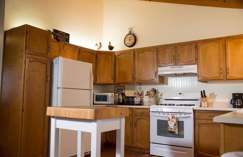 Groveland Ski Chalet | Lovely Chalet near Yosemite in Pine Mountain Lake gated resort-style community
