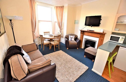 South Shore Apartment | Lovely cosy double apartment