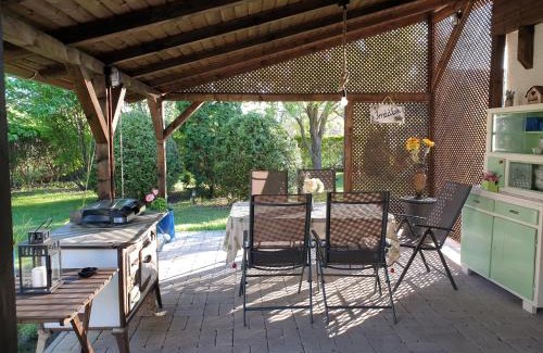 Velence House | Lovely Cottage Home
