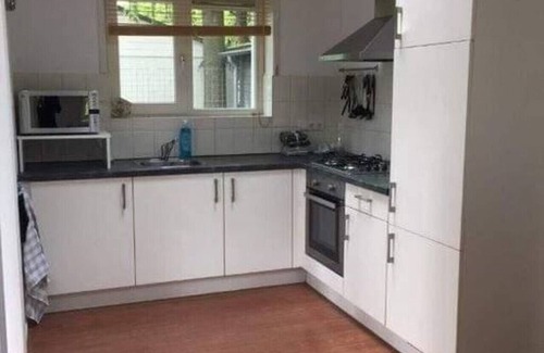 Krachtighuizen House | Lovely cottage surrounded by trees at the Veluwe