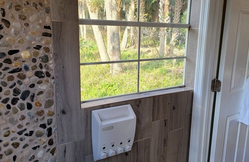 Fort Pierce Cabin | LOVELY FARM. CABIN 20 MINUTES FROM. THE EACH