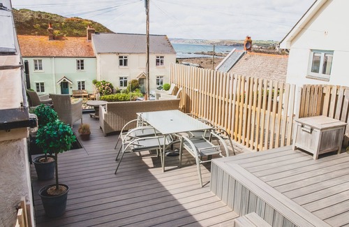 Hope-Cove Cottage | Lovely fisherman's cottage only a few steps down to the beach in South Devon