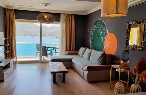 Mentese Apartment | Lovely Flat with Sea View near Beach in Bozburun