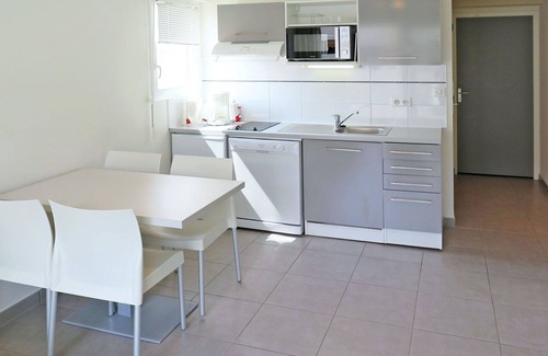 Vieux-Boucau-les-Bains Apartment | Lovely apartment for 4 guests with WIFI, TV and terrace