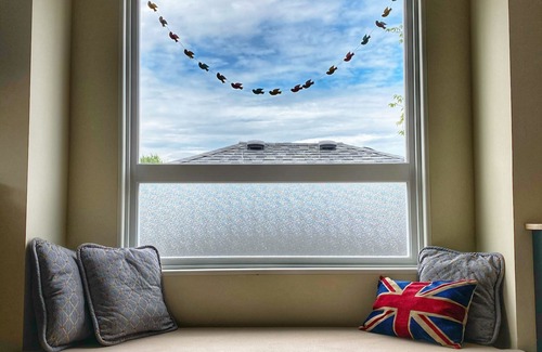 East Side House | Lovely Home, Amazing Locale - business licence # 24-156032