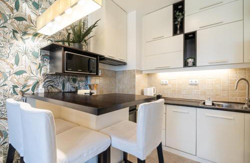 Angyalfold Apartment | Lovely Home - Free Garage - Balcony