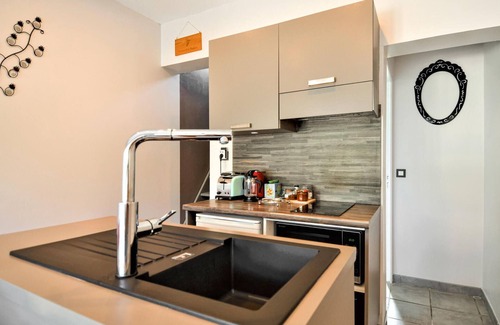 Beaucaire House | Lovely home in Beaucaire with WiFi