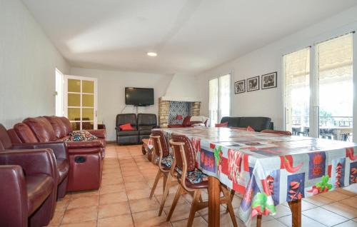 Cornillon House | Lovely Home In Cornillon With Wifi