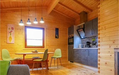 Merzalben House | Lovely Home In Merzalben With Wifi