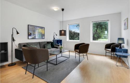 Østermarie House | Lovely Home In Østermarie With Wifi