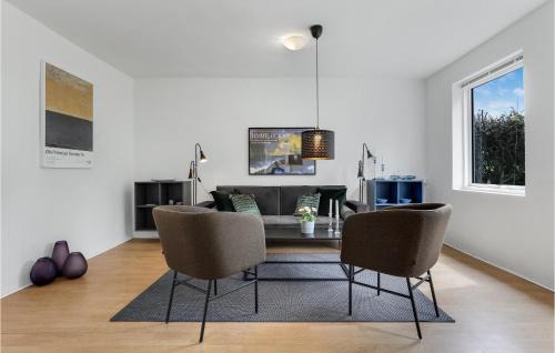 Østermarie House | Lovely Home In Østermarie With Wifi