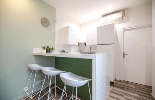 Quartier du Mail Apartment | Lovely Home in Paris Center - AC