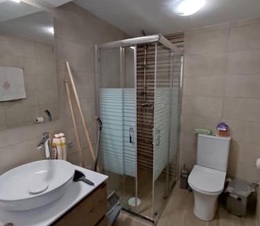 Ano Lechonia Apartment | Lovely House by the Sea with Garden and BBQ (A)