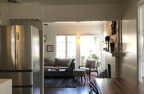 Townsite House | Lovely House Near the Beach