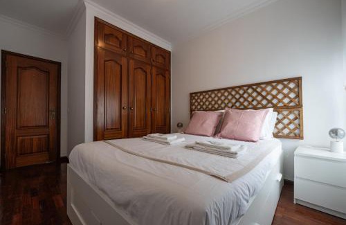Arruda dos Pisoes Apartment | Lovely house, Paredes Alenquer