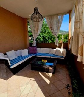 Mostar Old Town Apartment | Lovely house with swimming pool