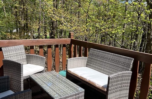 Liberty Ski Chalet | Lovely Liberty Chalet On the Waterfront