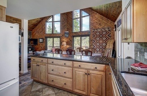 Breckenridge House | Lovely mountain home with views and private hot tub!