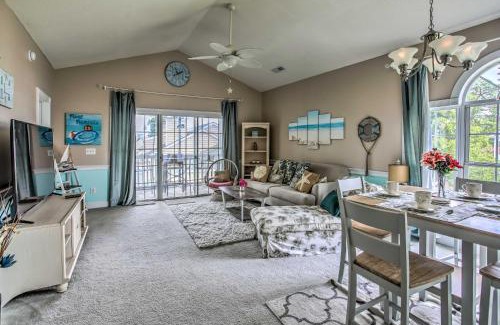 Central Myrtle Beach Apartment | Lovely Myrtle Beach Condo 4 Mi to Boardwalk!