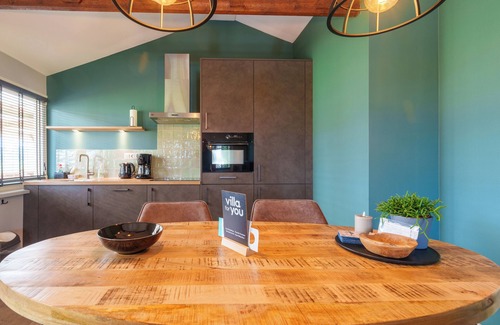 Hellendoorn House | Lovely new apartment with garden