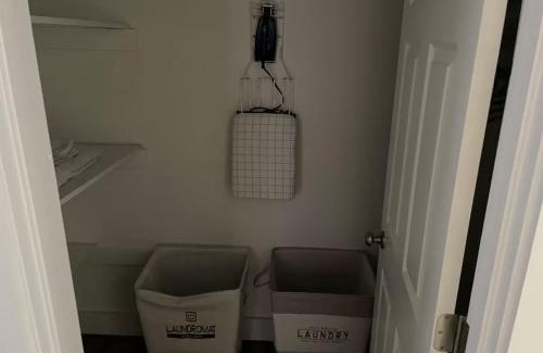 Merrillville House | Lovely One Bedroom Apartment