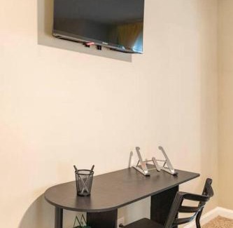 Loring Heights Apartment | Lovely One Bedroom Apartment, Midtown Atlanta