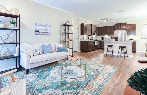 Murfreesboro Apartment | Lovely one bedroom apartment - w/ modern amenities.