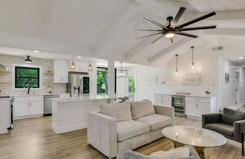 Round Rock House | Lovely Ranch Home w/Cocktail Pool Near Dell