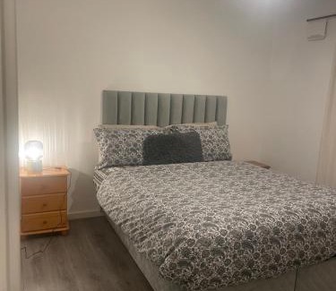 Dublin House | Lovely room close to the airport