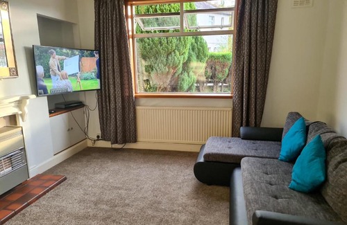Dumfries Apartment | Lovely self-catering apartment in city centre