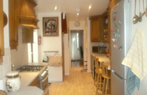 Heathrow Villages House | Lovely Single Bedroom