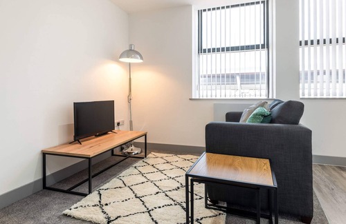 Wakefield Apartment | Lovely Studio Apartment in Central Wakefield