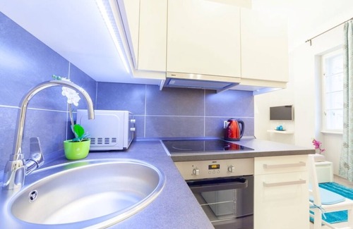 Palace District Apartment | Lovely Studio in City Center Gozsdu Yard