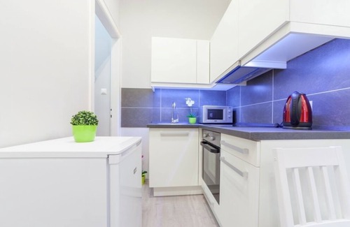 Palace District Apartment | Lovely Studio in City Center Gozsdu Yard